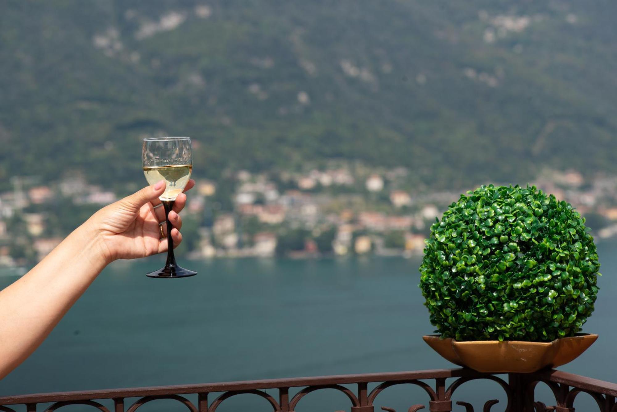 Appartamento "Bella Vista" Sul Lago Di Como Faggeto Lario Exteriér fotografie